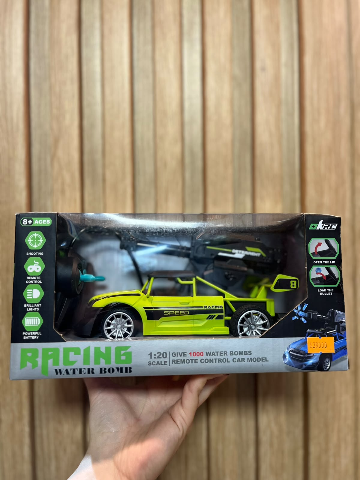 Auto dispara agua control remoto.