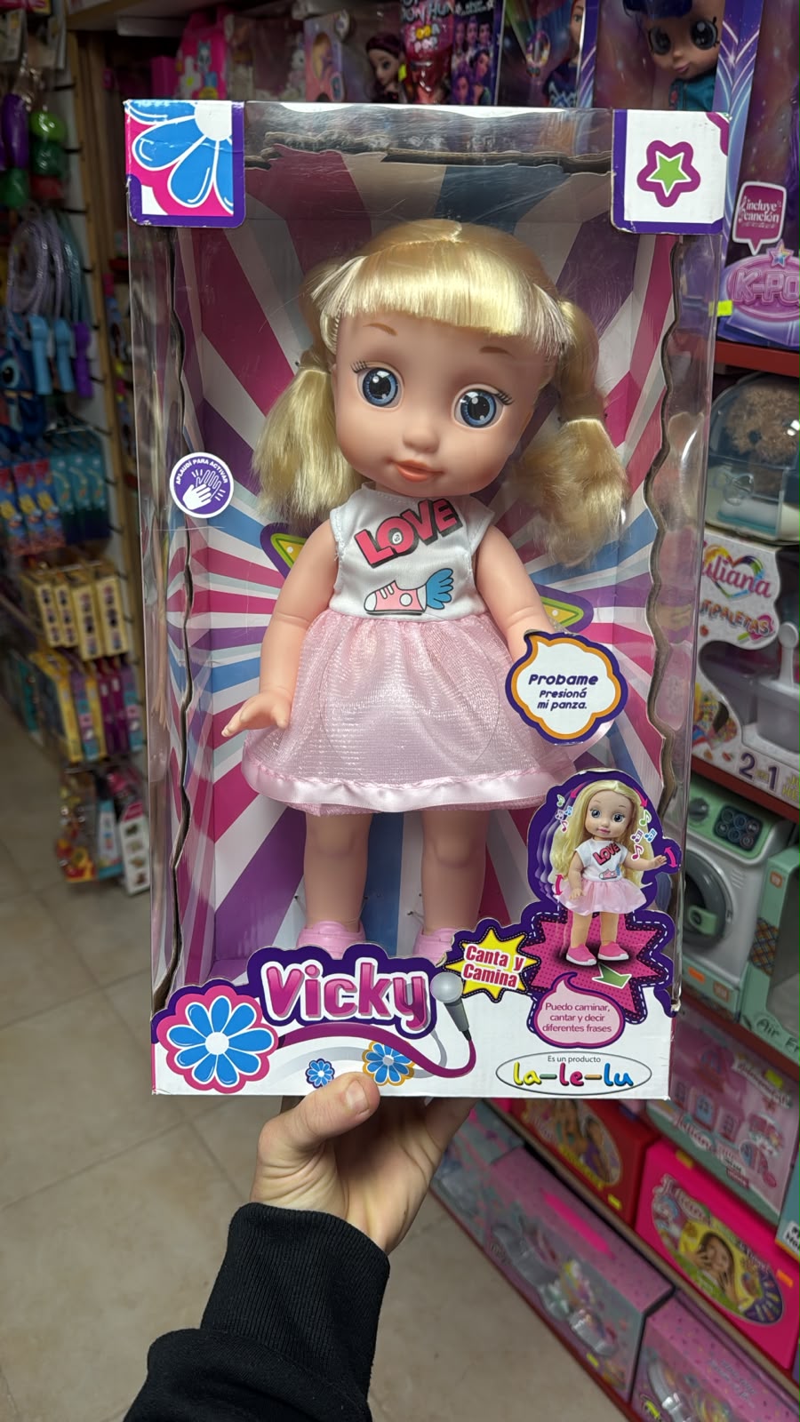 Muñeca Vicky con sonido
