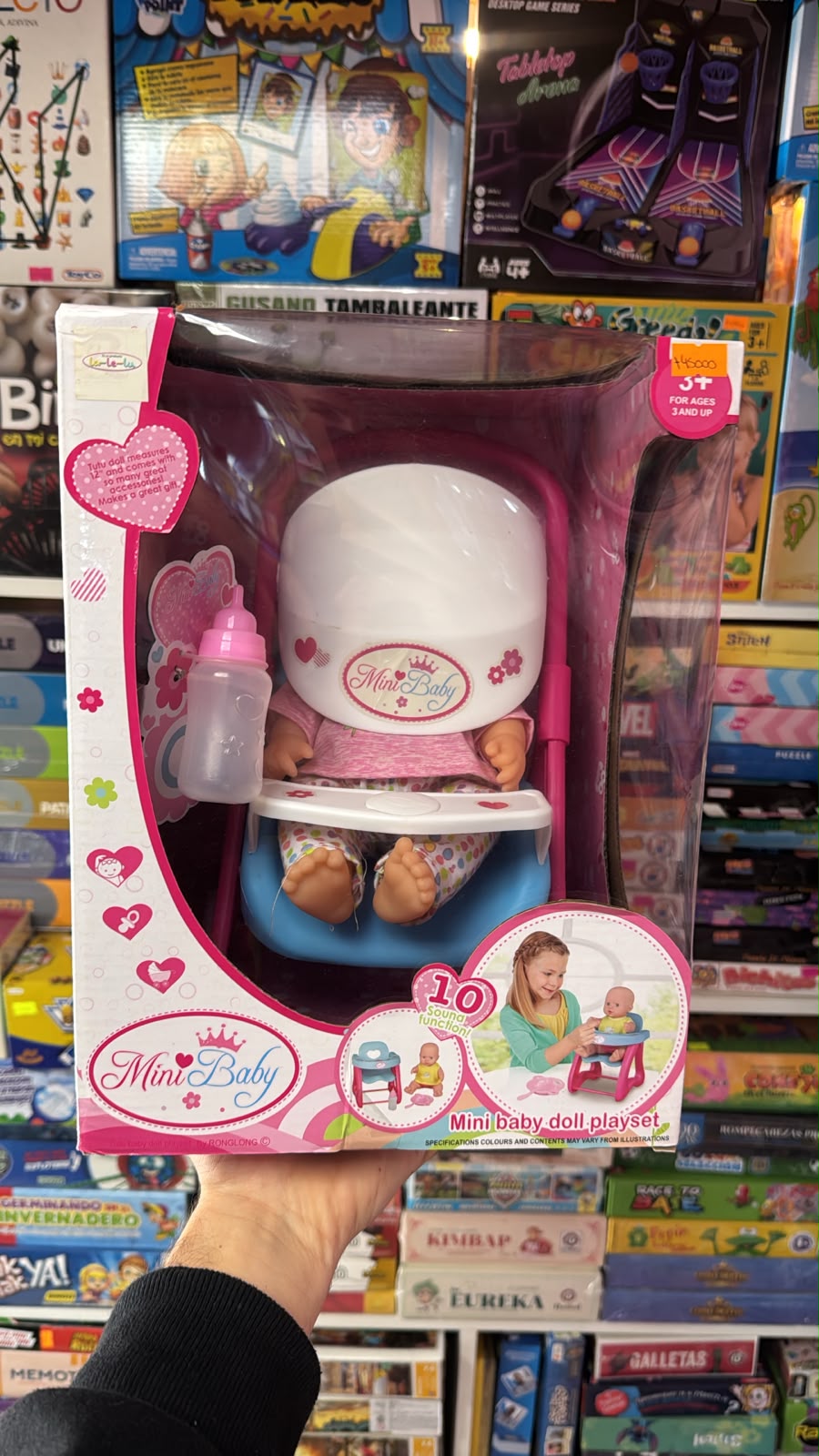 Bebe con Mesita
